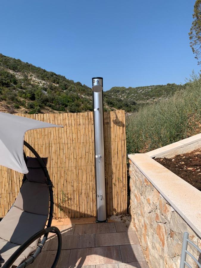 Holiday Home Beyla Pucisca Bagian luar foto